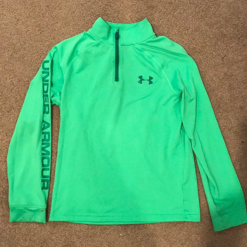 UA boys 1/4 zip top